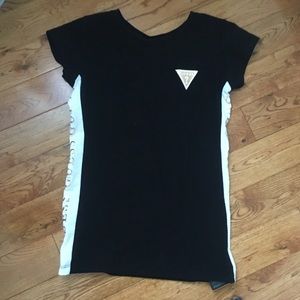 Black Guess t-shirt